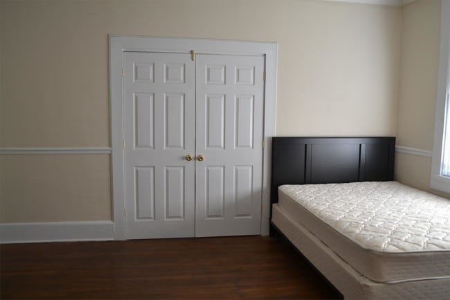 Photo - 149 S Bull St