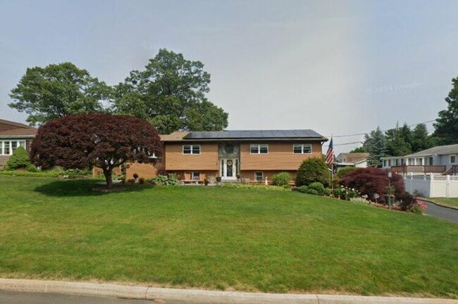 Building Photo - 22 Karen Dr Rental