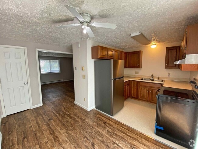 Building Photo - 5375 Osceola St Rental