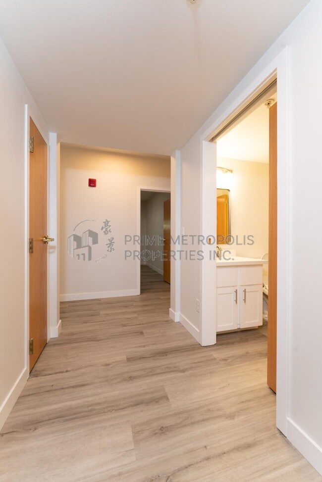 Photo - 2 bedroom in Seattle WA 98122