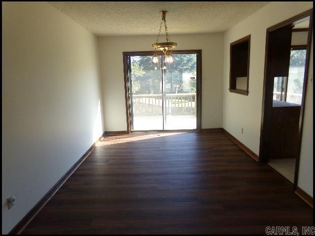 Photo - 47 Hightrail Dr