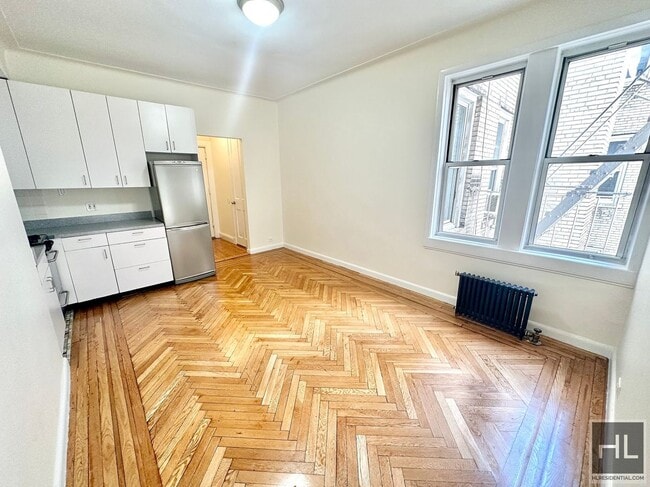 Photo - WEST 13 STREET Unidad 69