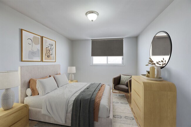 Photo - Queensway Manor