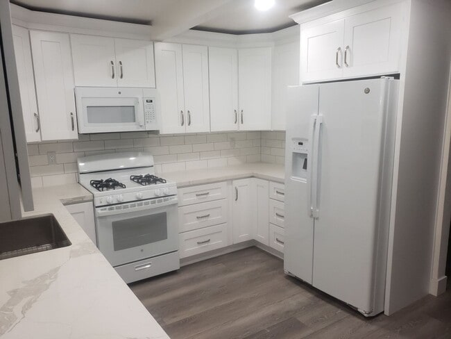 Photo - Beautifully Renovated Home with Updated Kitchen and bath, paint, and flooring! FREE SOLAR TOO!!!!
