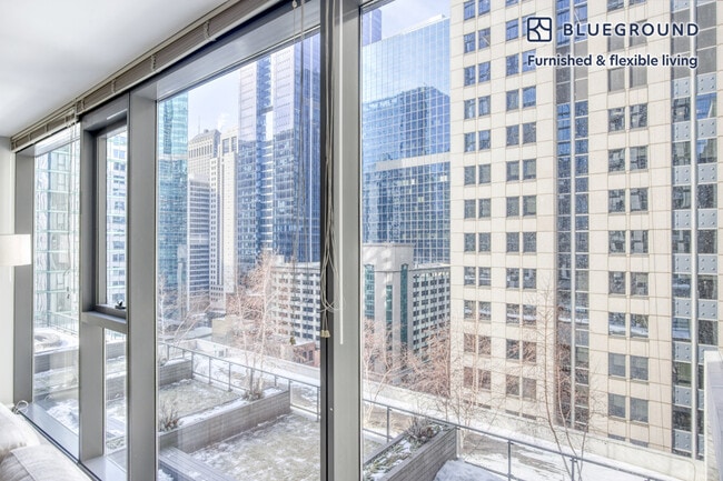 Photo - 210 N Wells St Unidad FL14-ID595