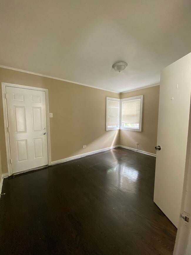 Photo - Beautiful House Available NOW $1500.00