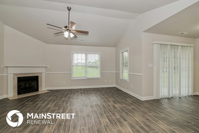 Photo - 8 Trotters Run