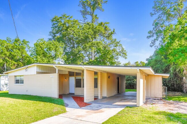 Photo - 7829 Dubois Dr