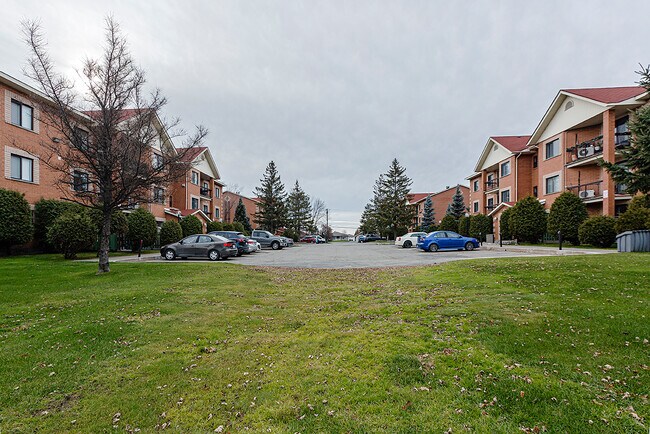 Photo - Place Notre Dame Apartments