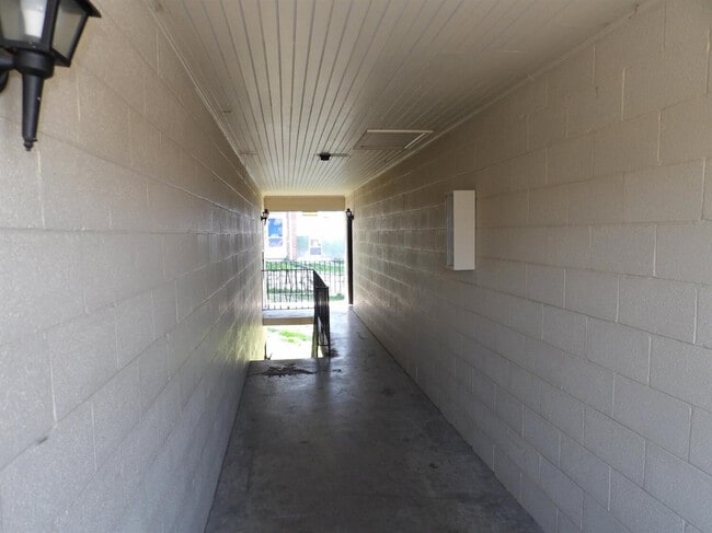 Photo - 720 Woodland Ave Unit 10