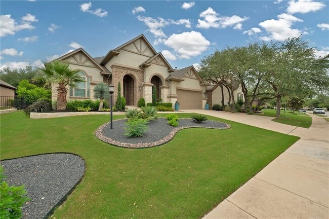 Photo - 205 Lake Como Dr Casa