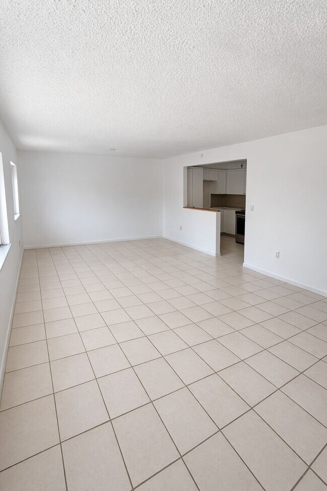Photo - 17050 NW 55 Ave Unit 3