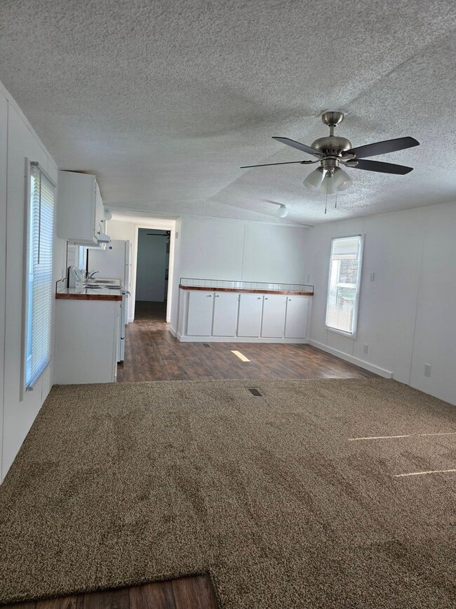 3135 Calloway Dr