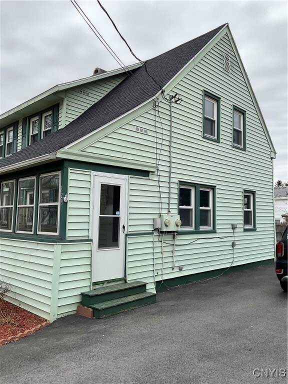 Photo - 229 Francis St