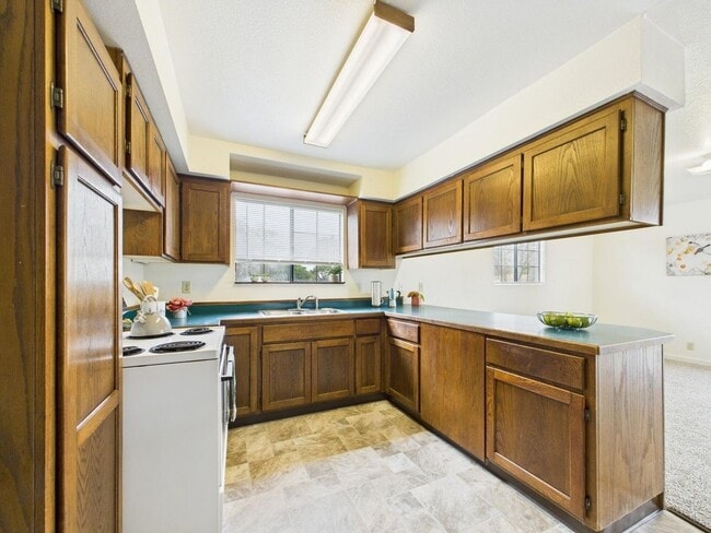 1006 Hiller Rd