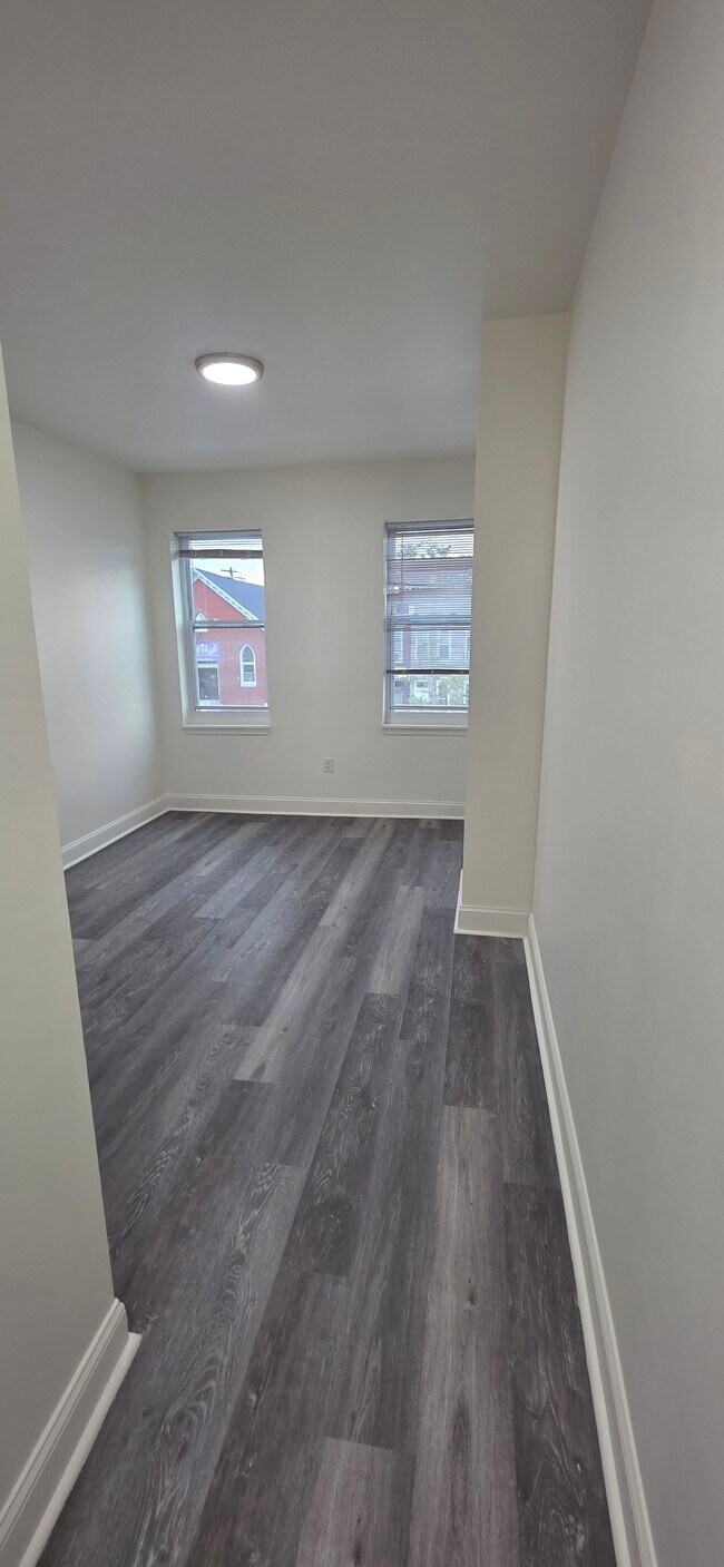 Photo - 1517 N Fulton Ave