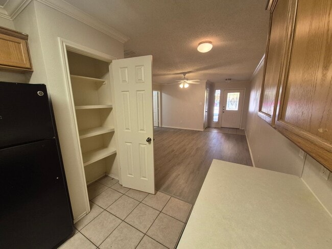 Photo - 809 N Evanston Ave Unit B