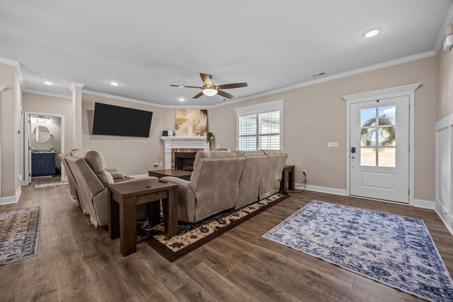 244 Hazelwood Rd