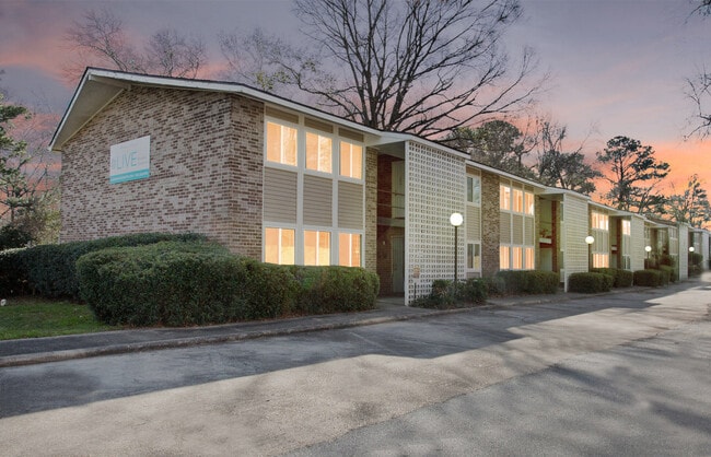 Exterior - Marathon Drive Apartments