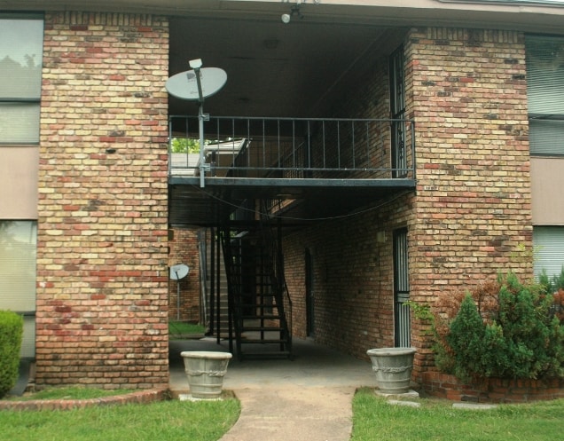 Photo - 1170 Peabody Ave