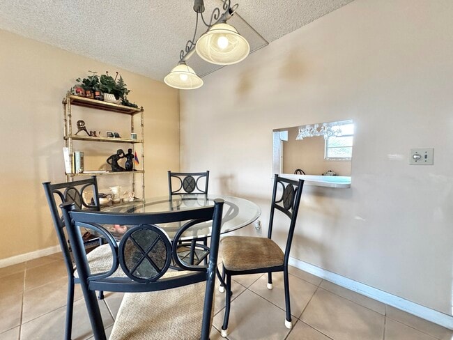 2515 NE 2nd Ct Unit 315