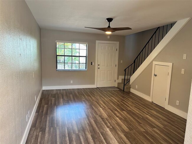 Photo - 620 NE 28th St Unit 207