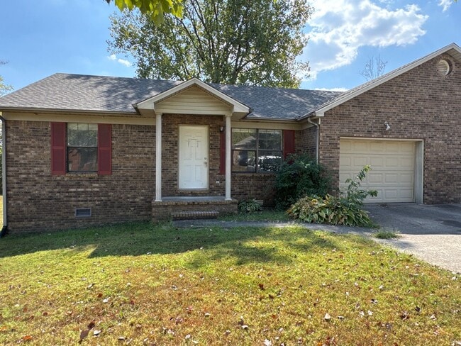 Building Photo - 1007 Northwood Dr Unit B Rental