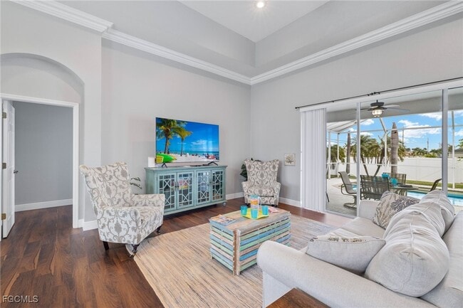 Photo - 1049 NW 38th Pl