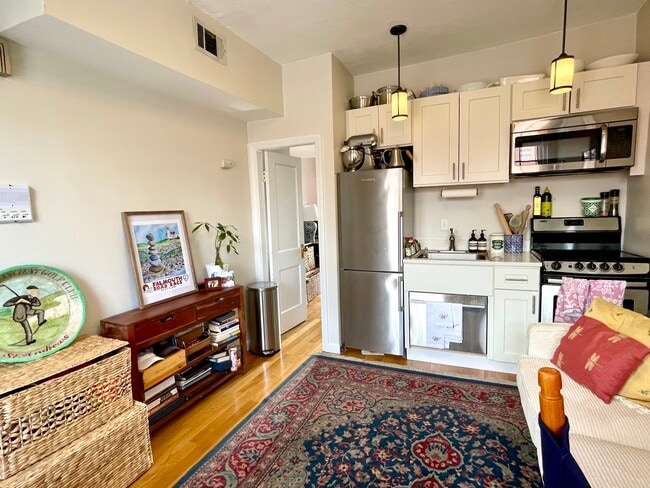 Photo - 141 Warren Ave Unit 6A