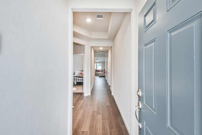 Photo - 19111 Friesian Stallion Ln