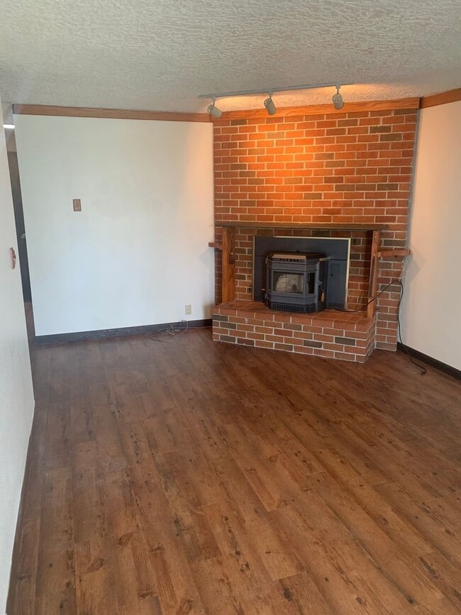 Photo - Comfortable Single-Level Living on a Quiet Cul-de-Sac in Walnut Grove!