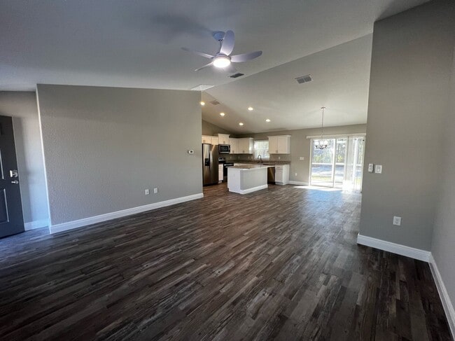 Photo - New Construction Custom Home - Desirable SE Ocala Neighborhood 3/2/2 **WON"T LAST**