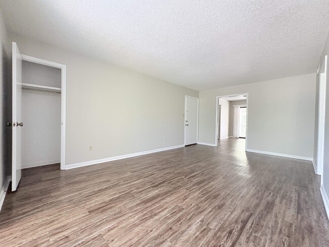 Photo - 1663 Kay Ave