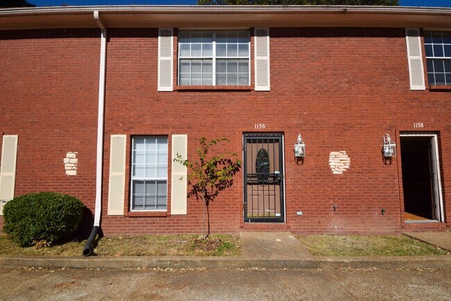 3 bed, 2.5 bath in Whitehaven across from ... - 3 bed, 2.5 bath in Whitehaven across from ... House