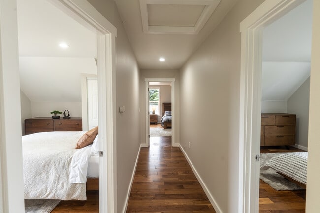 Photo - 313 119th St S