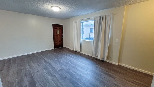 Photo - 6 Bedroom 3 Bath Two Story House with REMODELED Kitchen and Bathrooms Available Now!