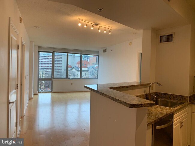 Photo - 555 Massachusetts Ave NW Unit 503