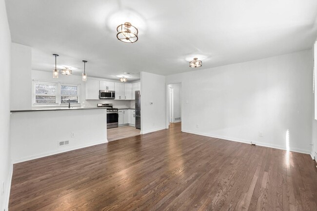 Photo - Newly Renovated Home - Steps Away from KU Med Unit 3906 Booth