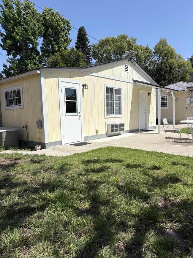 Photo - 2405 W Monterey Ave