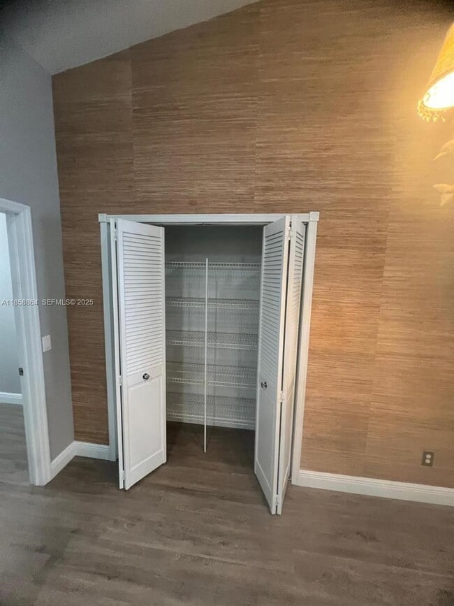 Photo - 1305 SW 22nd Pl