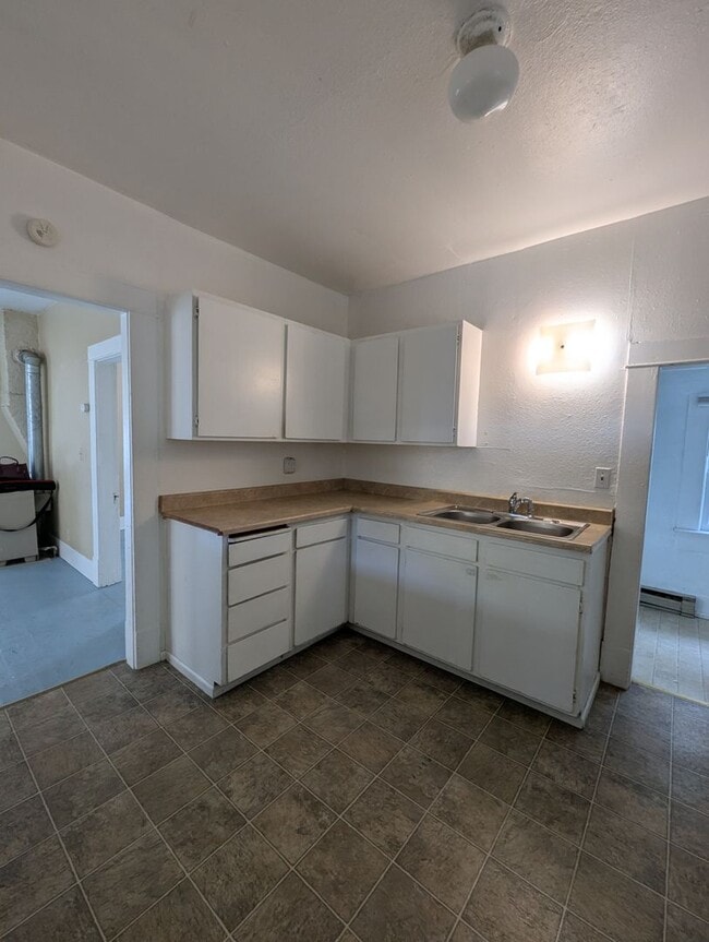 Photo - One Month FREE & FREE 50 inch Flat Screen ...