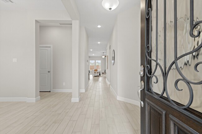 Photo - 6919 Myrtle Dr