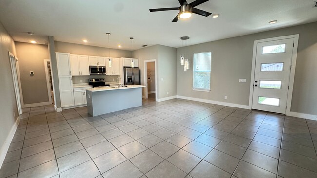 Photo - Beautiful 4 Br/2 Ba Home in Poinciana!!