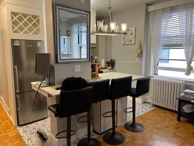 Photo - 21 Beacon St Unit 5N