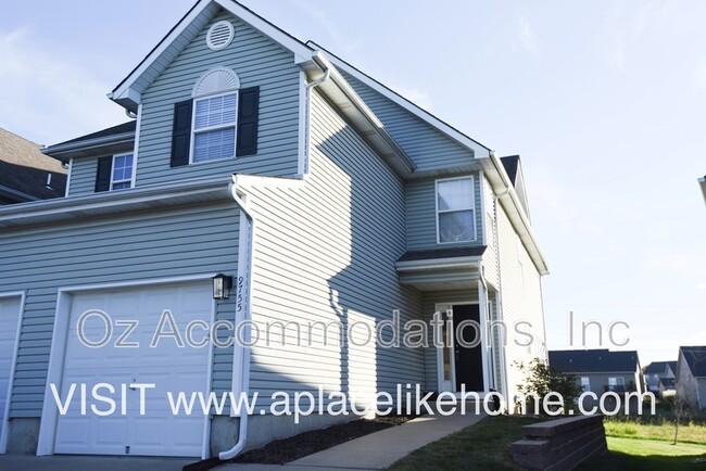 Photo - 9755 N Lewis Ave Townhome