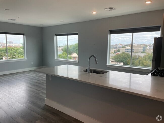 Building Photo - 55 W Fifth St Unit 509 Rental