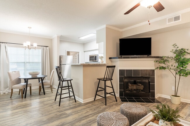 Water Oak Apartments
