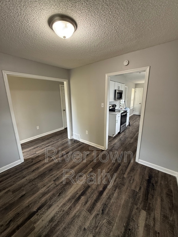 Photo - 4625 Crestfield Rd
