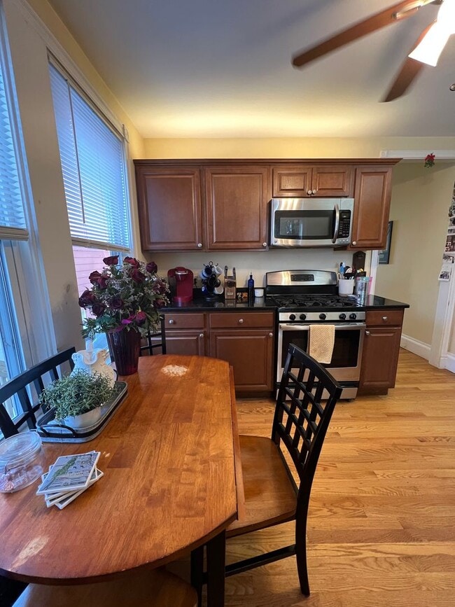 Photo - 381 Highland Ave Unidad Apartment #1