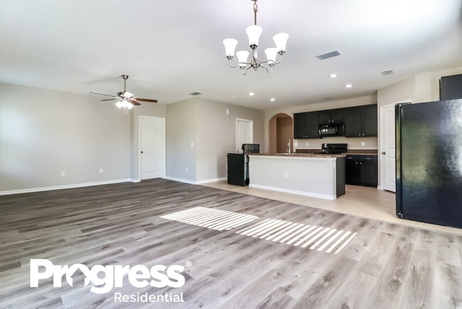 Photo - 36618 Goffaux Loop